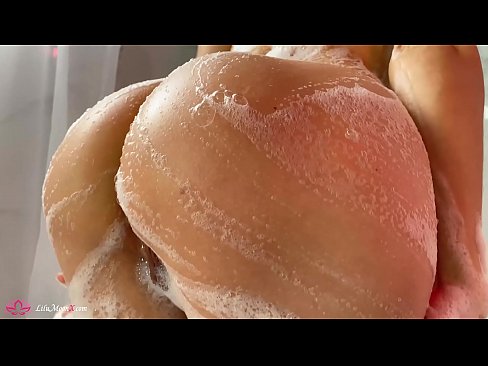 ❤️ Brunette Masturbates Pussy ak Vibrateur nan Orgasm Entans nan Douch ☑ Videyo sèks nan nou ❌️❤